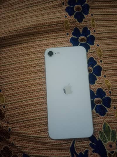 Apple iPhone SE