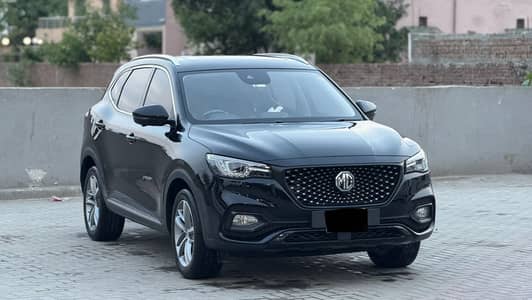 MG HS 2023