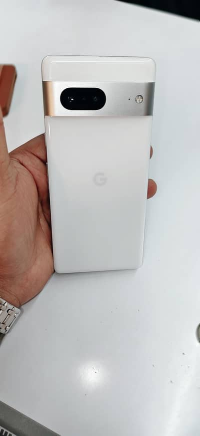 Google Pixel 7 8 ram 128 memory condition 10 by 10