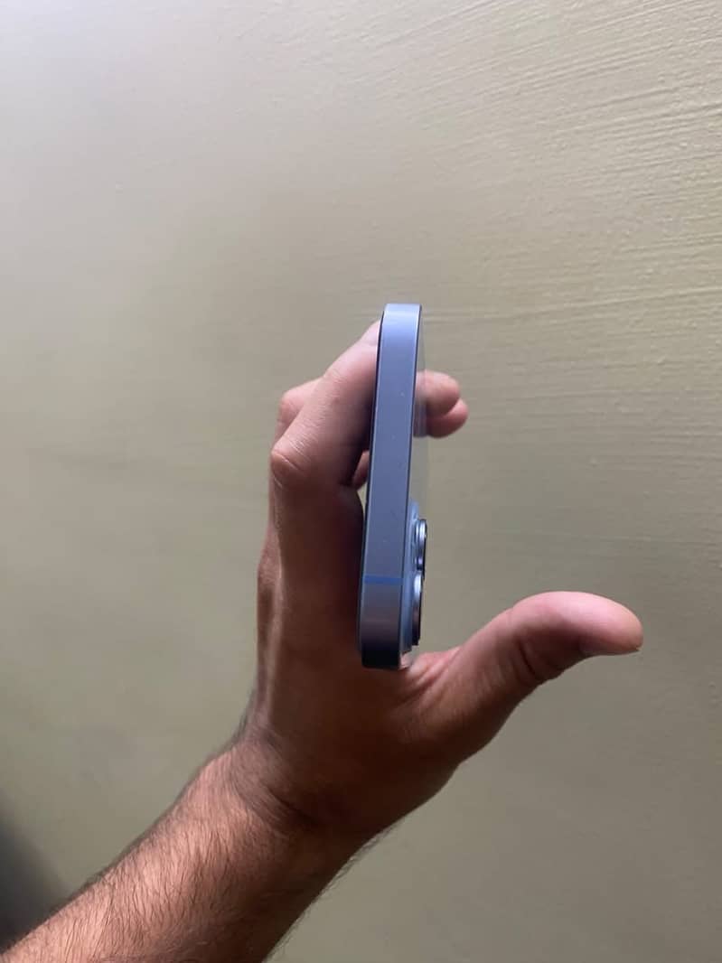 Apple iPhone 14 plus 3