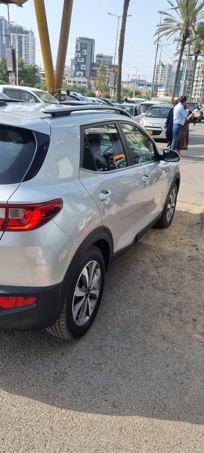 KIA STONIC 2024