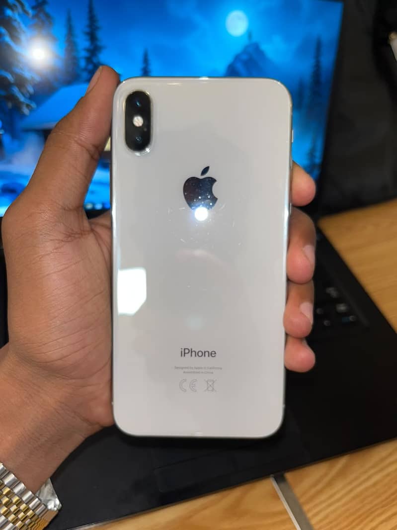 Apple iPhone X 0