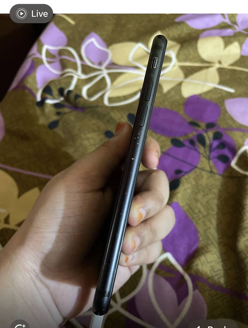 Apple iPhone 7 2
