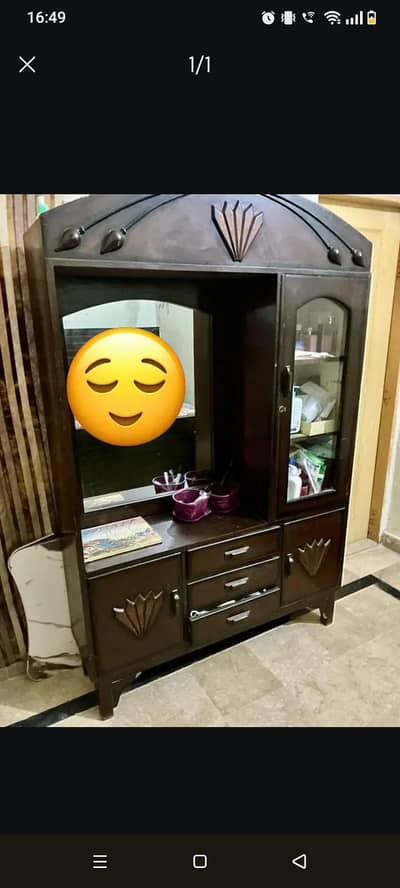 Dressing table
