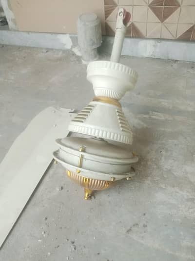AC DC fan for sale Not working condition  Repairable.  For sale. 2000