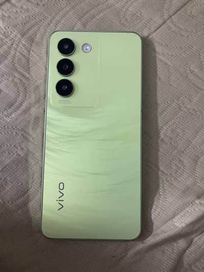 Vivo Y100