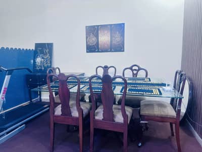 Dining table with 6 chairs
