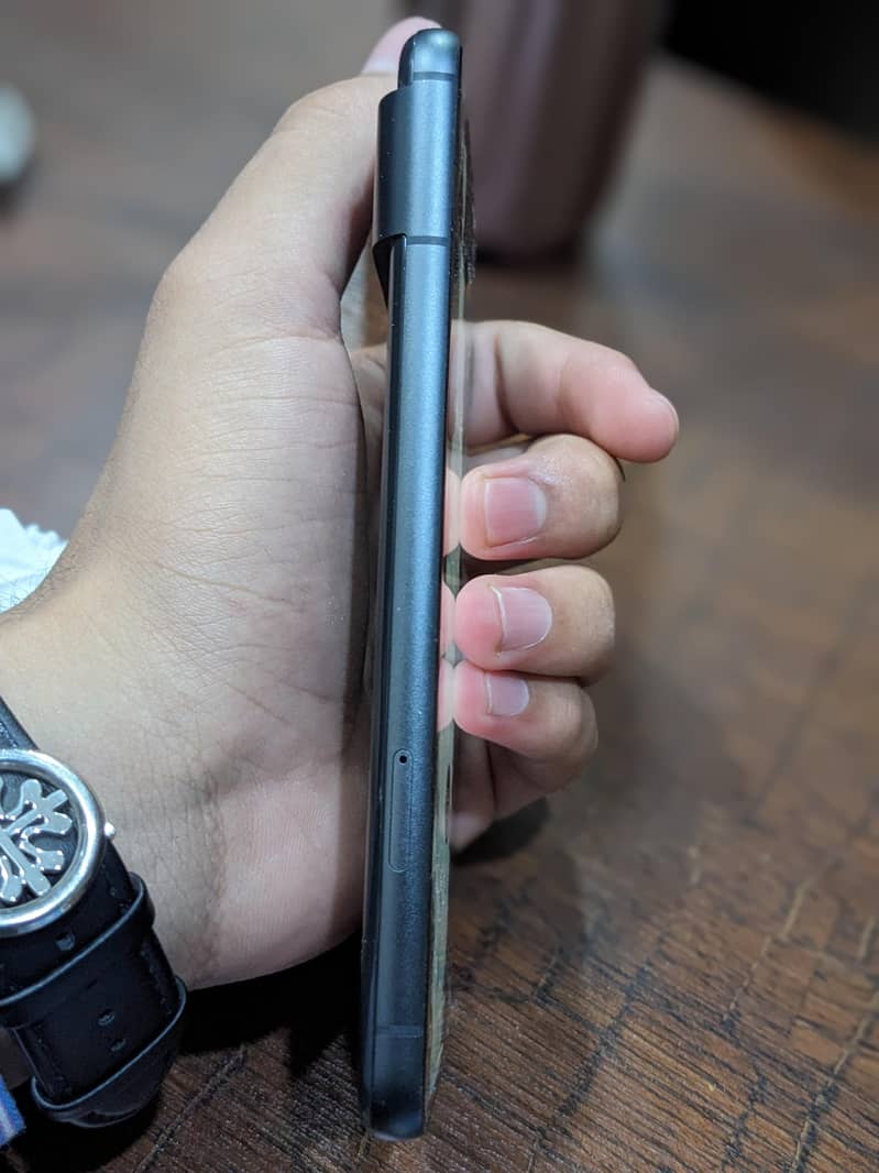 Google Pixel 8 3