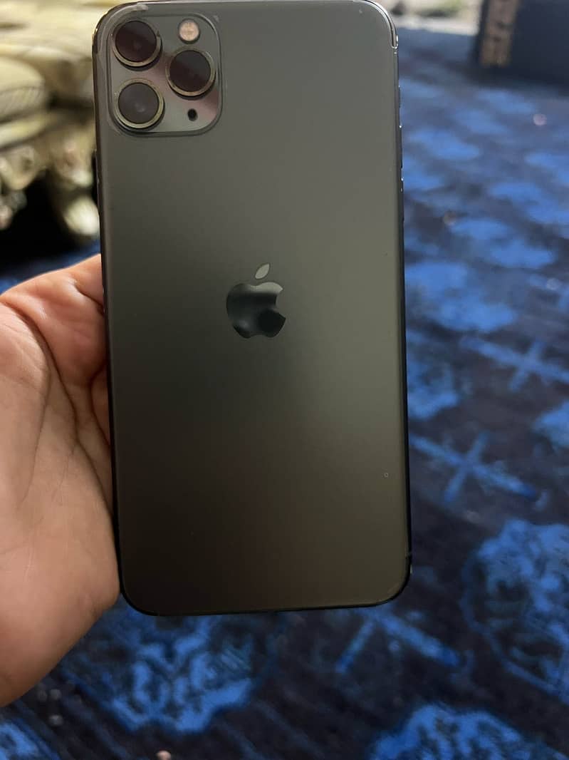 Apple iPhone 11 Pro Max 3