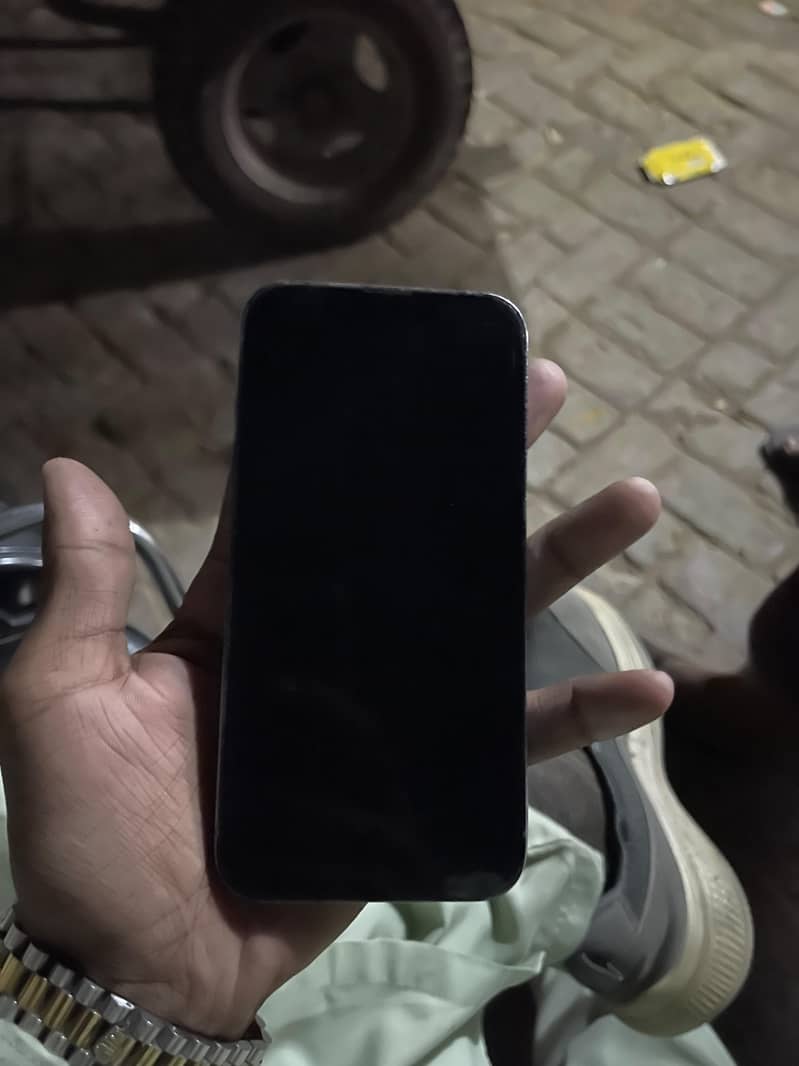 Apple iPhone 13 Pro 1