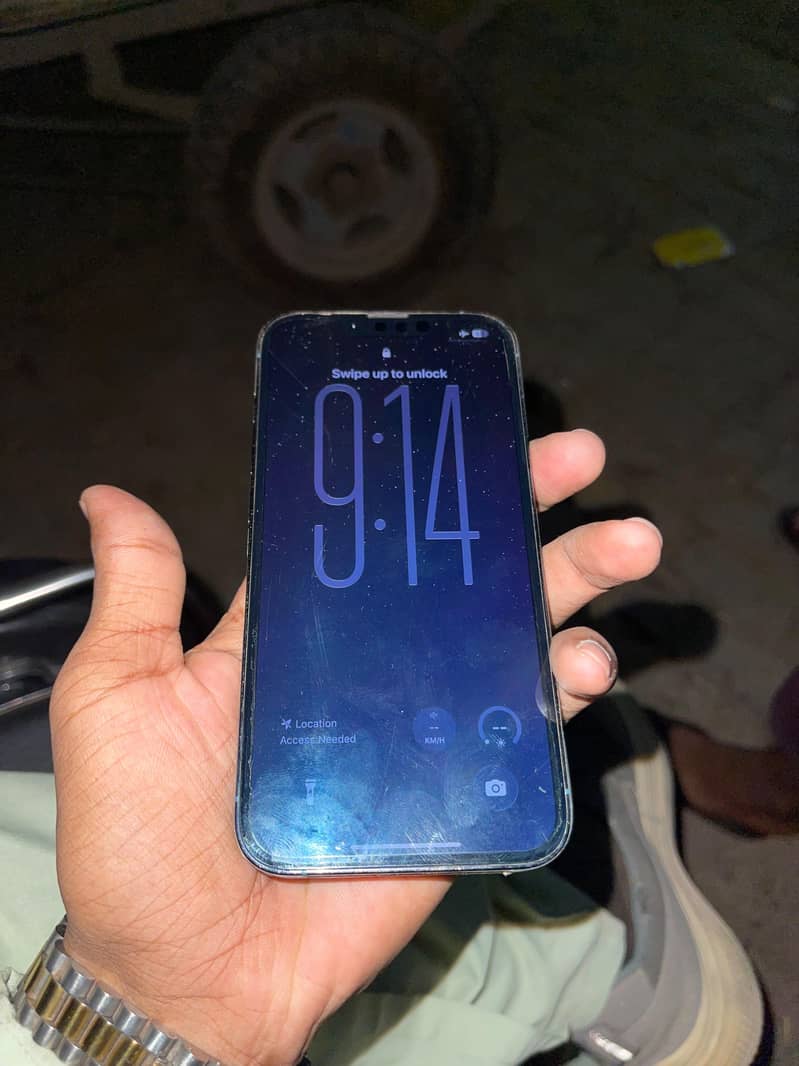 Apple iPhone 13 Pro 4