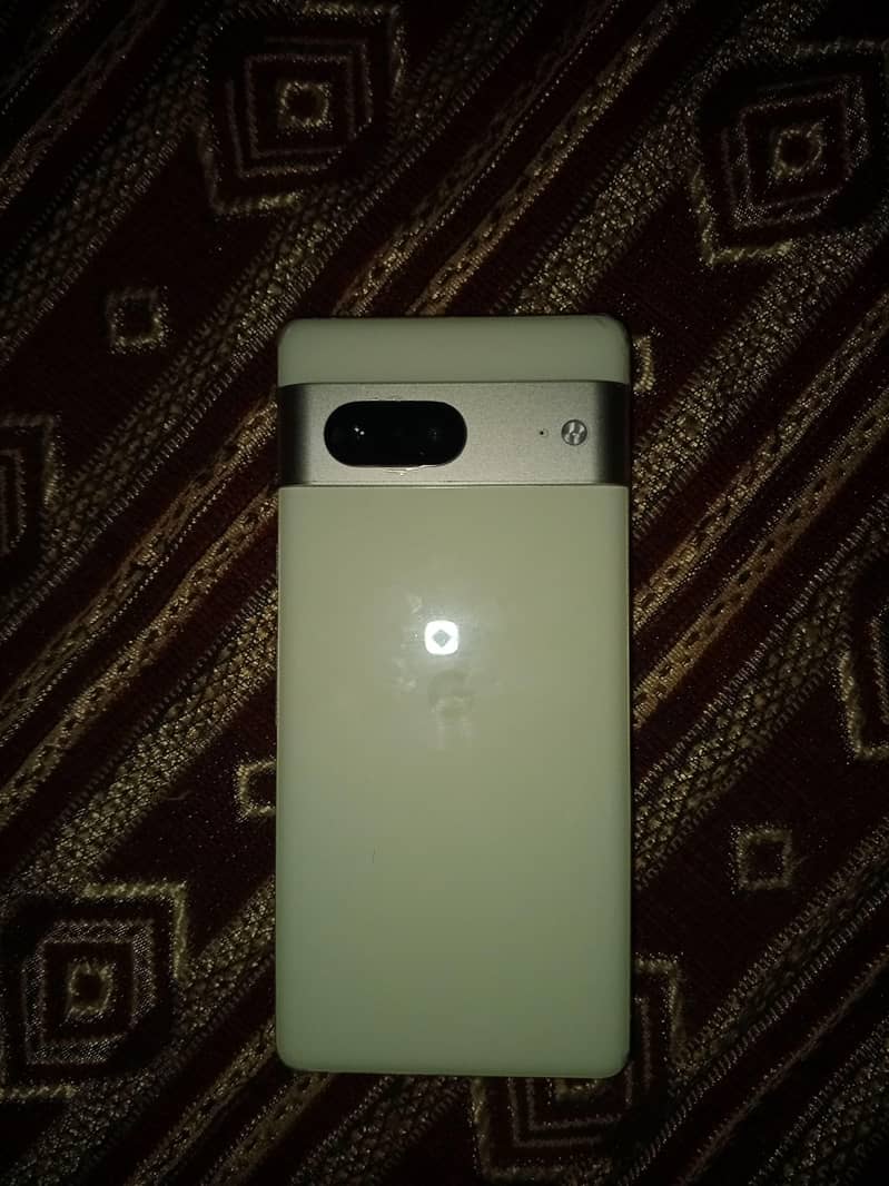 Google Pixel 7 5