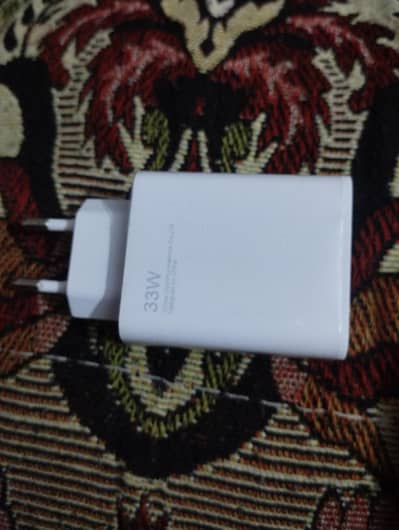 urgent sell xiaomi adapter 33w C#03060087532