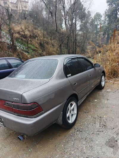Toyota Corolla 2000