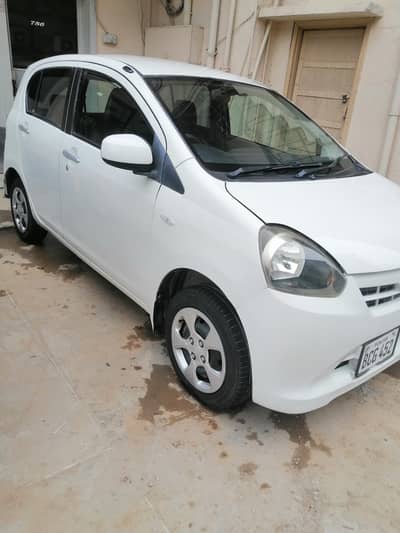 Daihatsu Mira 2013