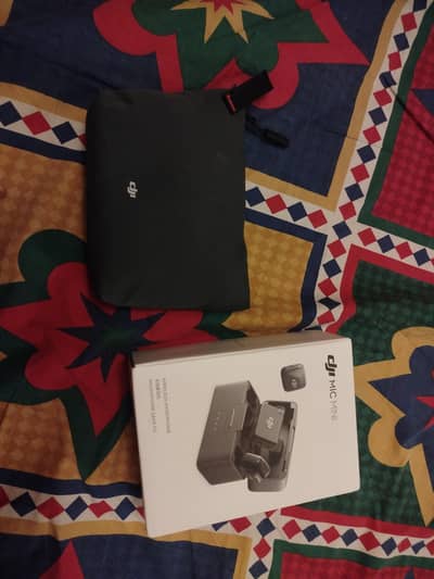 Dji mic mini ( 3 months old only used 2 times )