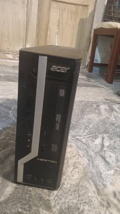 Acer Verton mid range gaming PC