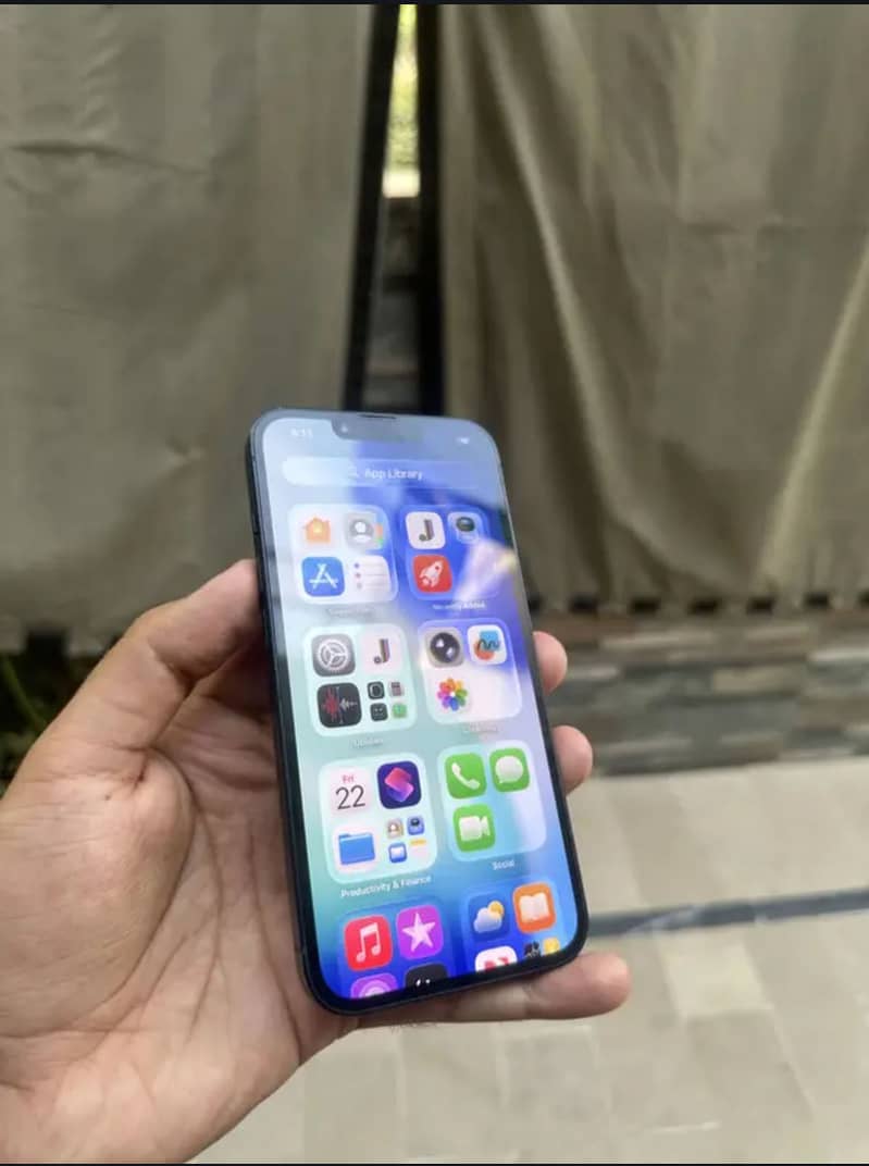 Apple iPhone 14 2