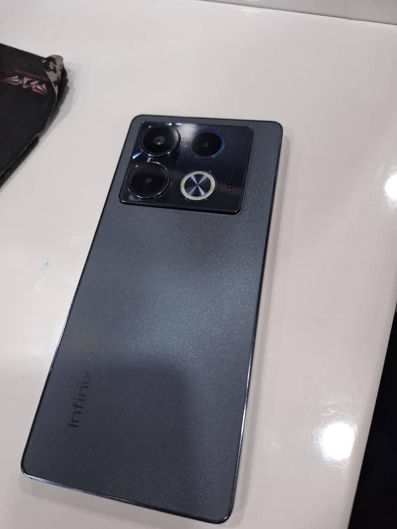Infinix note 40 1