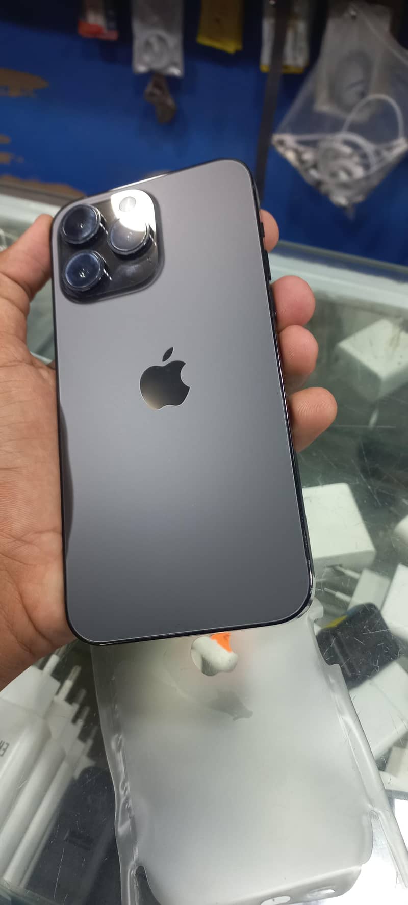 14 pro max 4