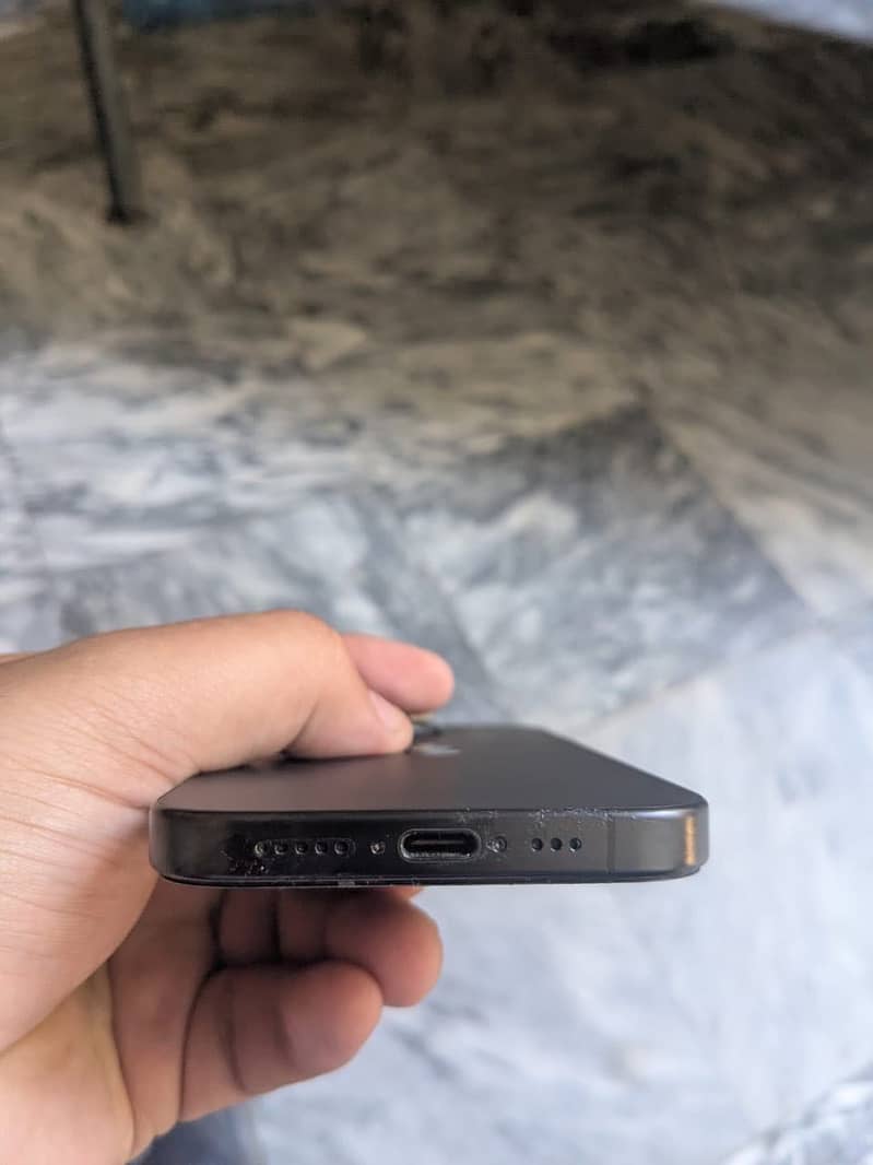 Apple iPhone 15 Pro 5