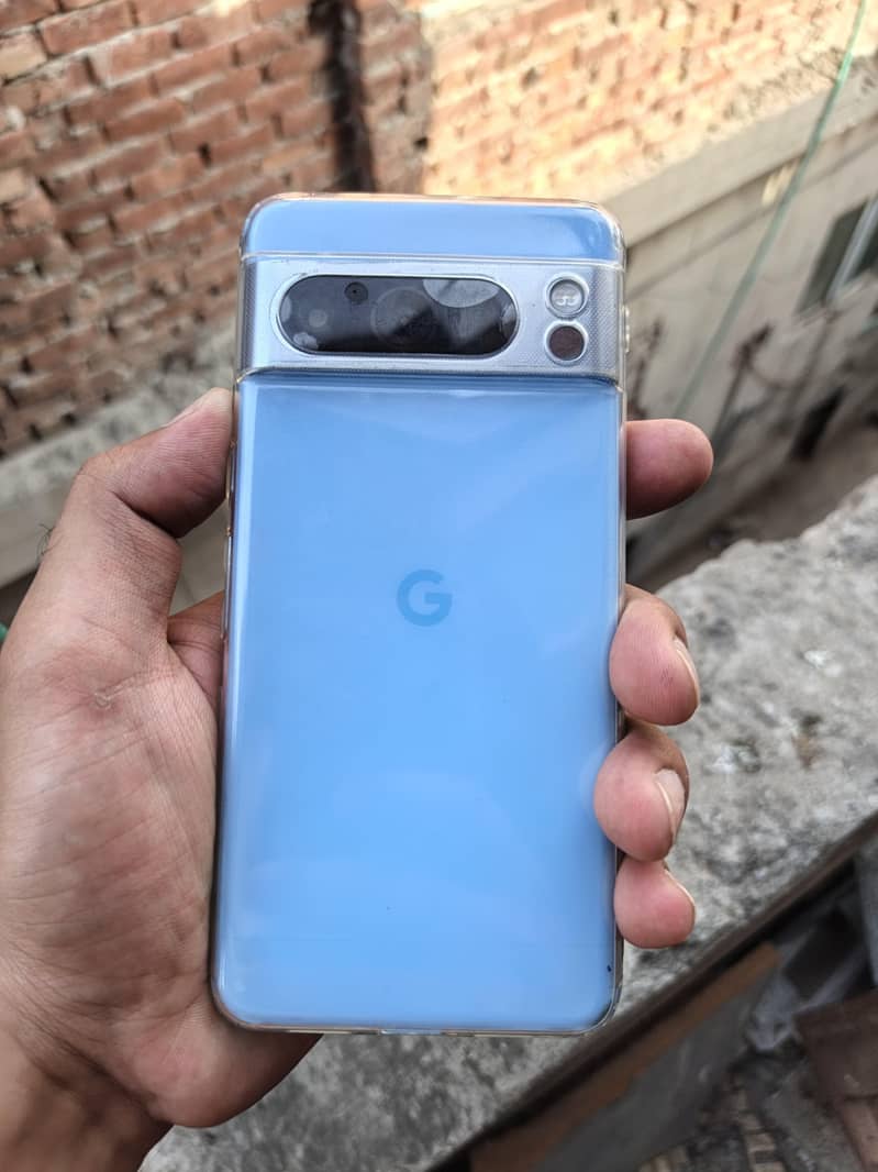 Google Pixel 8 Pro 1