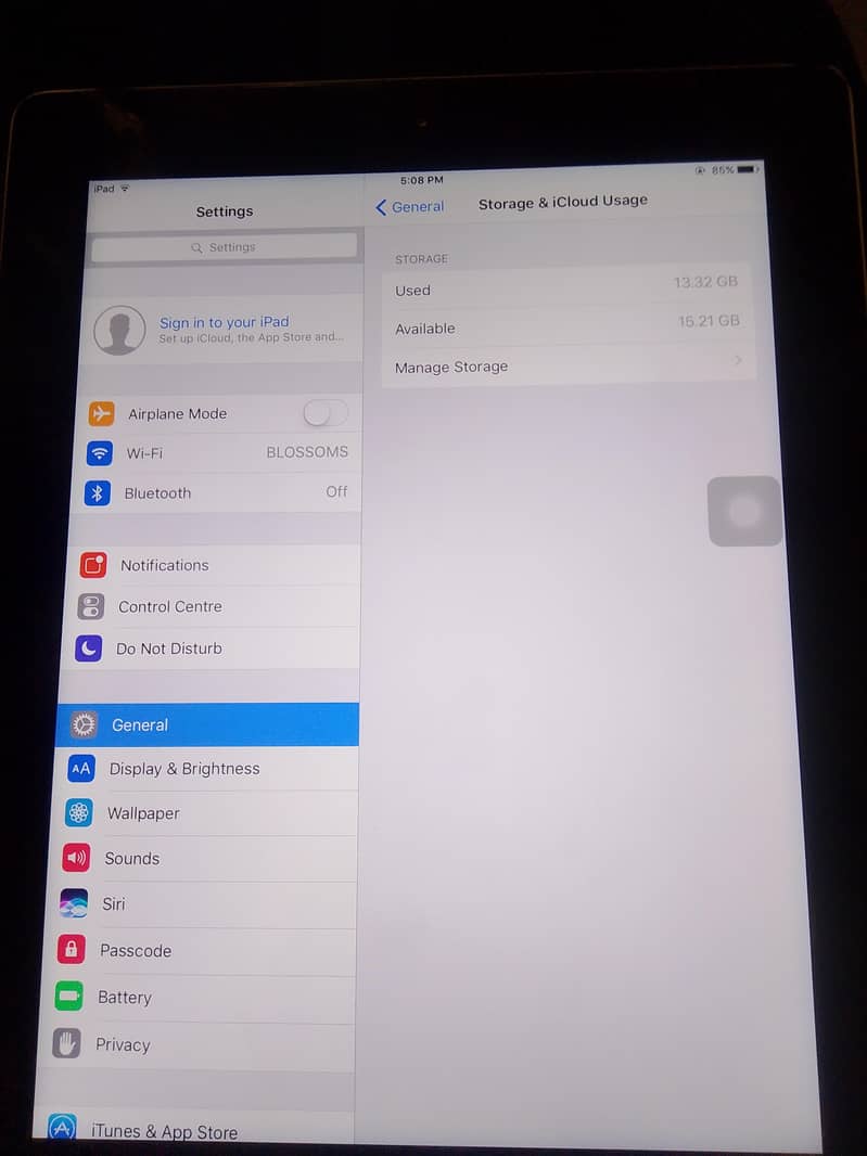iPad A1458 4th generation 0