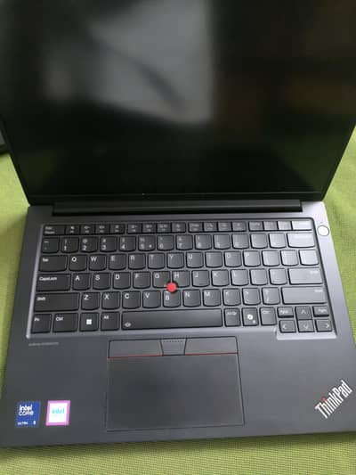 LENOVO THINKPAD E14, ULTRA 5. . .