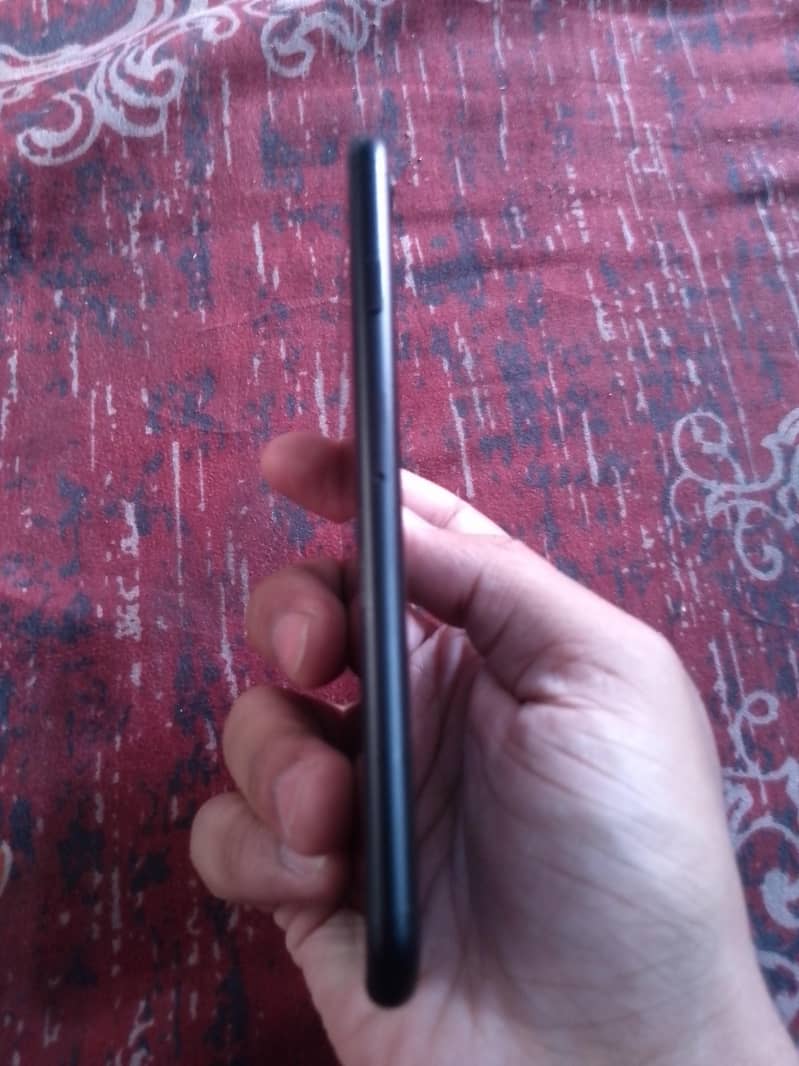 Apple iPhone 7 3