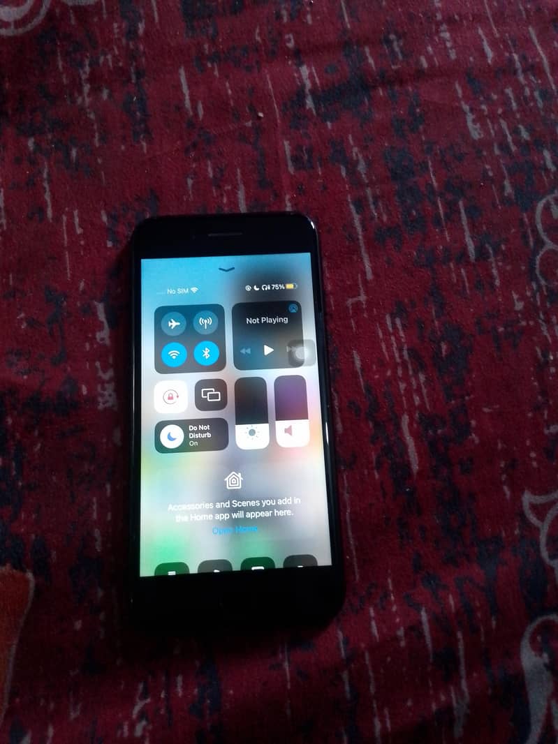 Apple iPhone 7 4