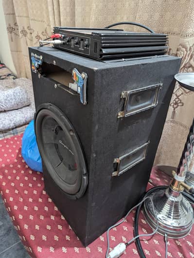 amplifier and bas speaker