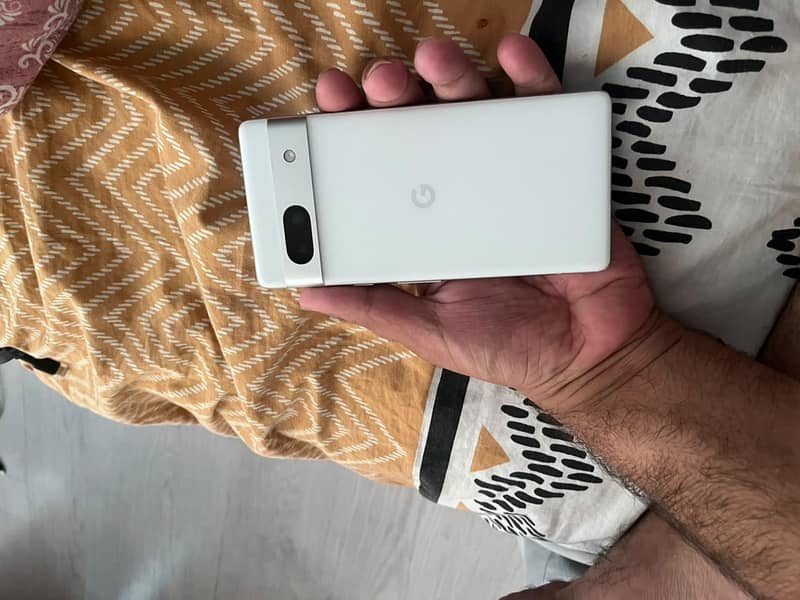Google Pixel 7a 2