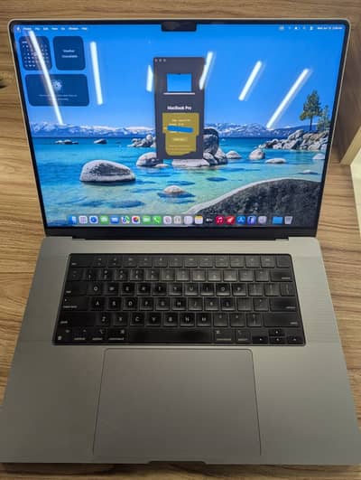 M1- MacBook - 16 Inch
