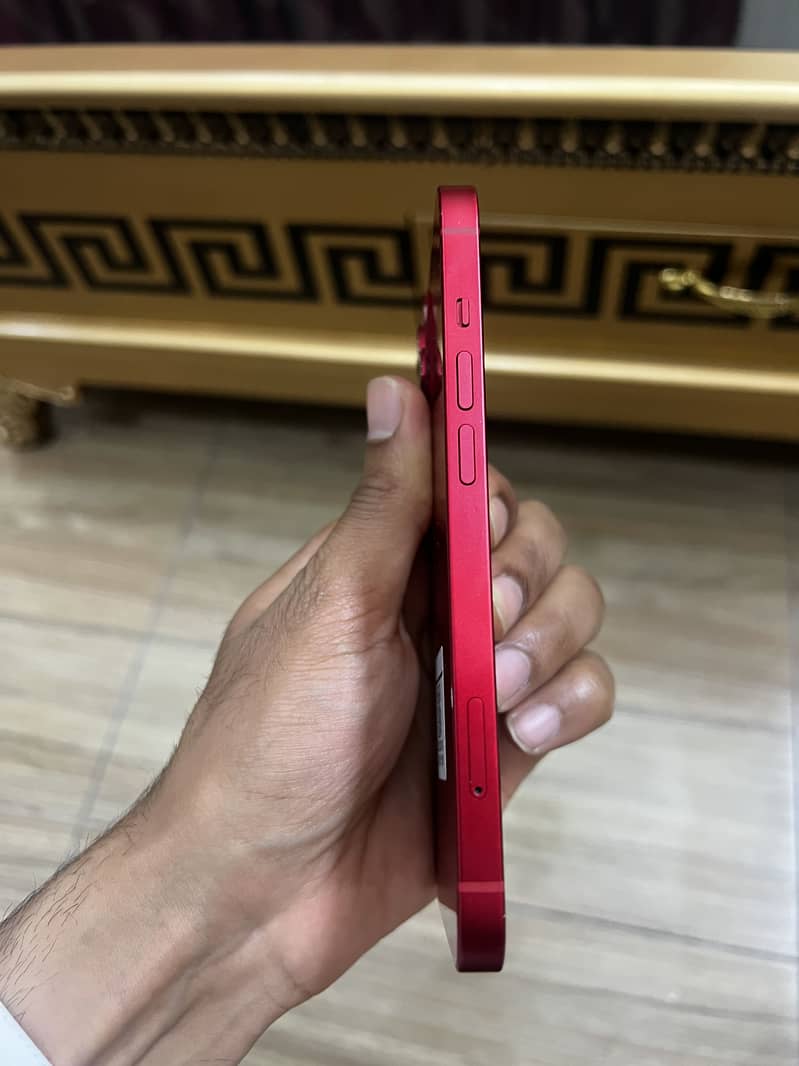 Apple iPhone 13 3