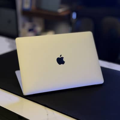 MacBook Pro M2 13” 8GB/512GB | 10-Core GPU | Excellent Condition