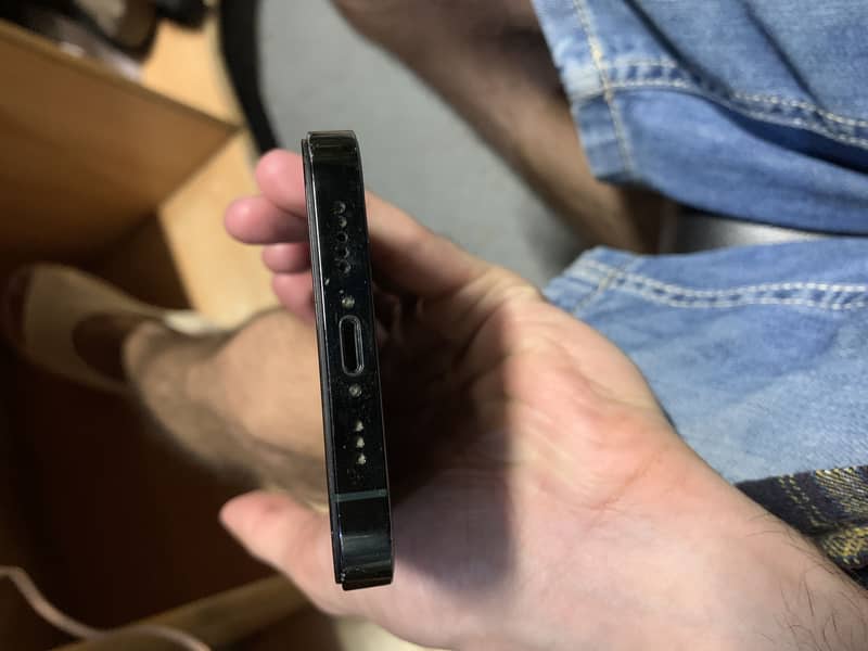 Apple iPhone 13 Pro 3