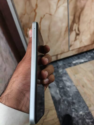 Vivo Y18