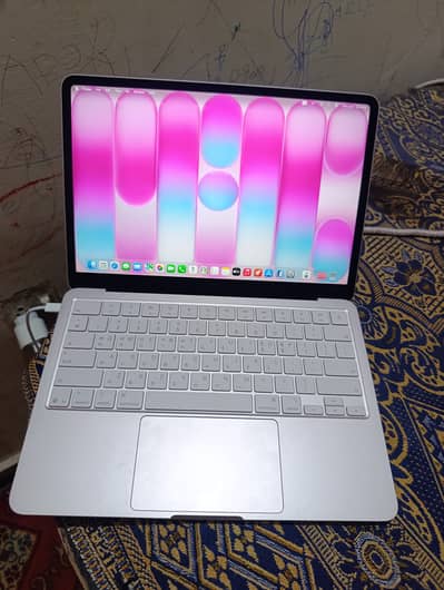 Macbook Neo 8/256 brand new