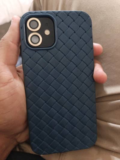Apple iPhone 12