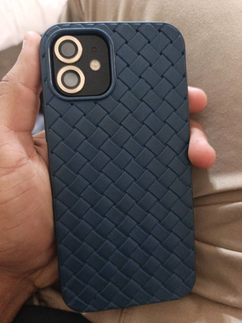 Apple iPhone 12 0