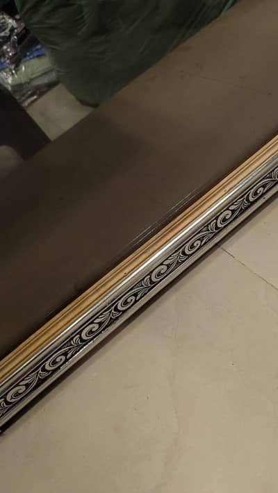 Glass Made Counter