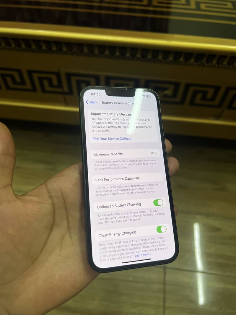Apple iPhone 13 6