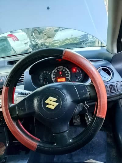 Suzuki Swift 2012