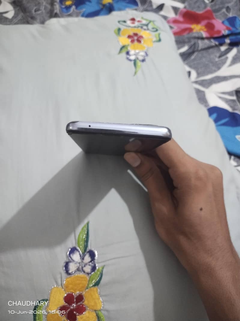 One Plus 9 Pro 4