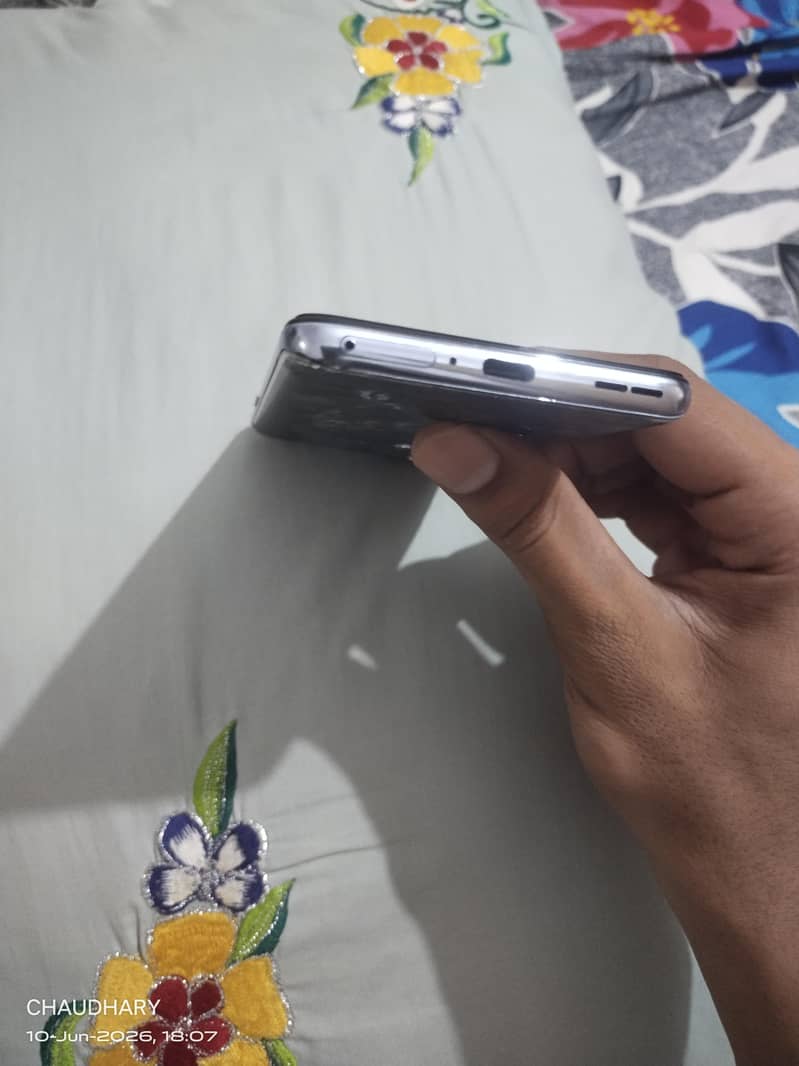 One Plus 9 Pro 5