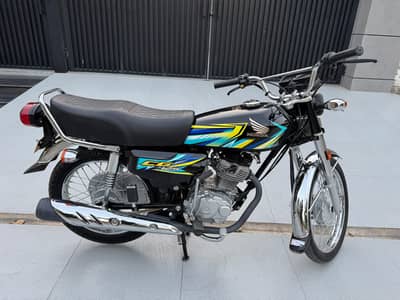 Honda 125 10/10 2026 model paka