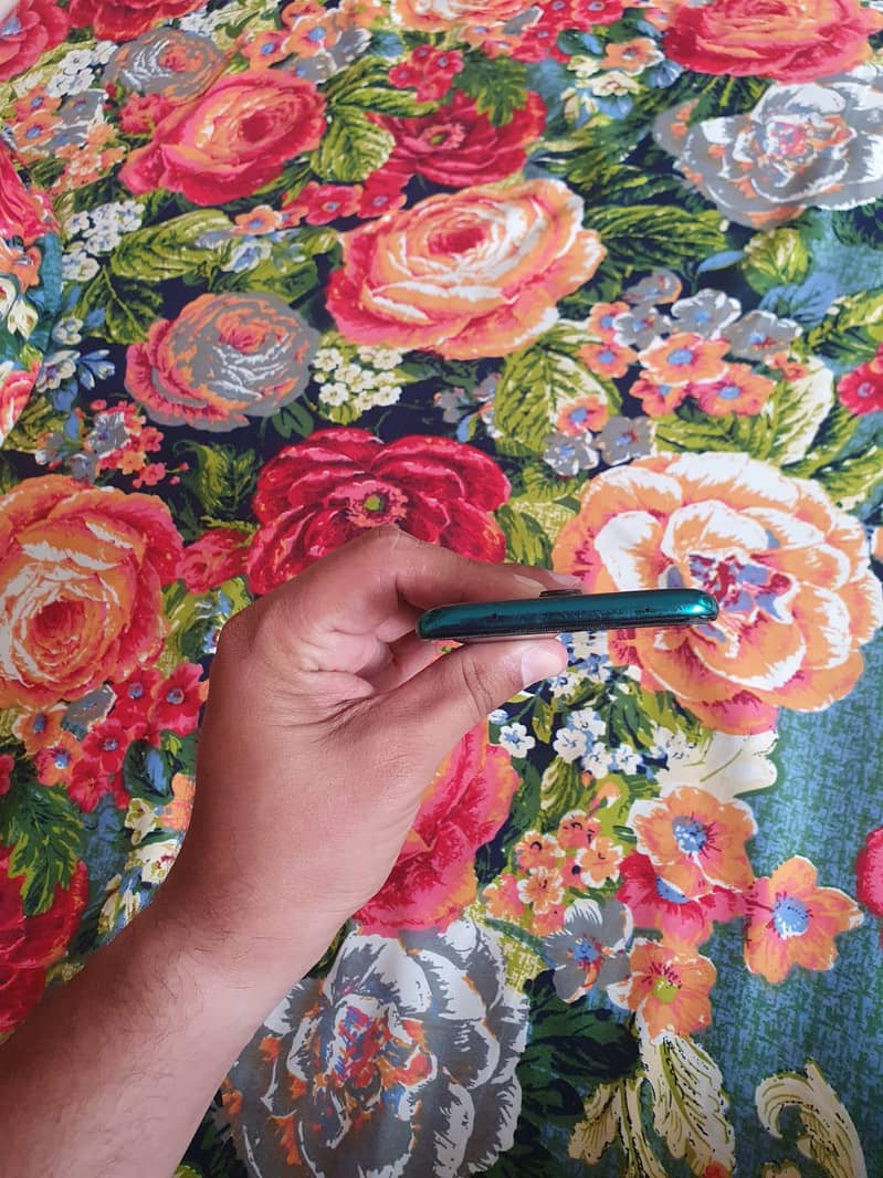 Xiaomi Redmi Note 8 Pro 4
