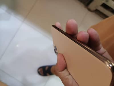 Apple iPhone 11 Pro Max jv 512gb 86 health 10by10 waterpack no falt