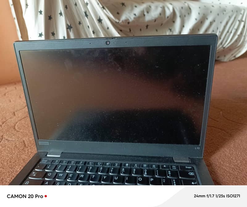 Laptop 0