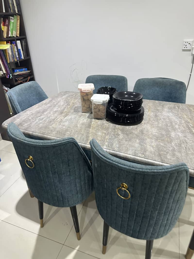 Dinning Table 5